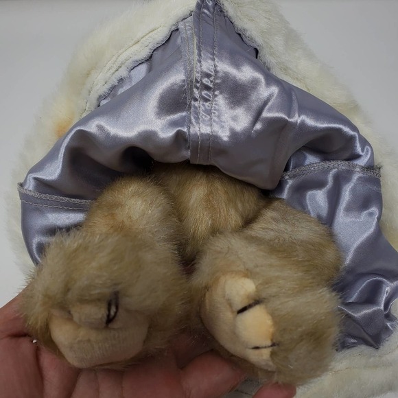 The Bearington Collection Model 1102 Cecilia Jointed 14” Teddy Bear Holiday - Picture 3 of 11